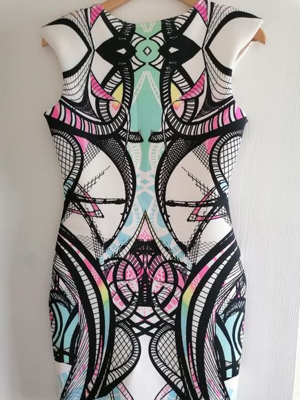 River Island Dress Size 12 Bodycon Cream Black Pastels - Picture 4 of 11